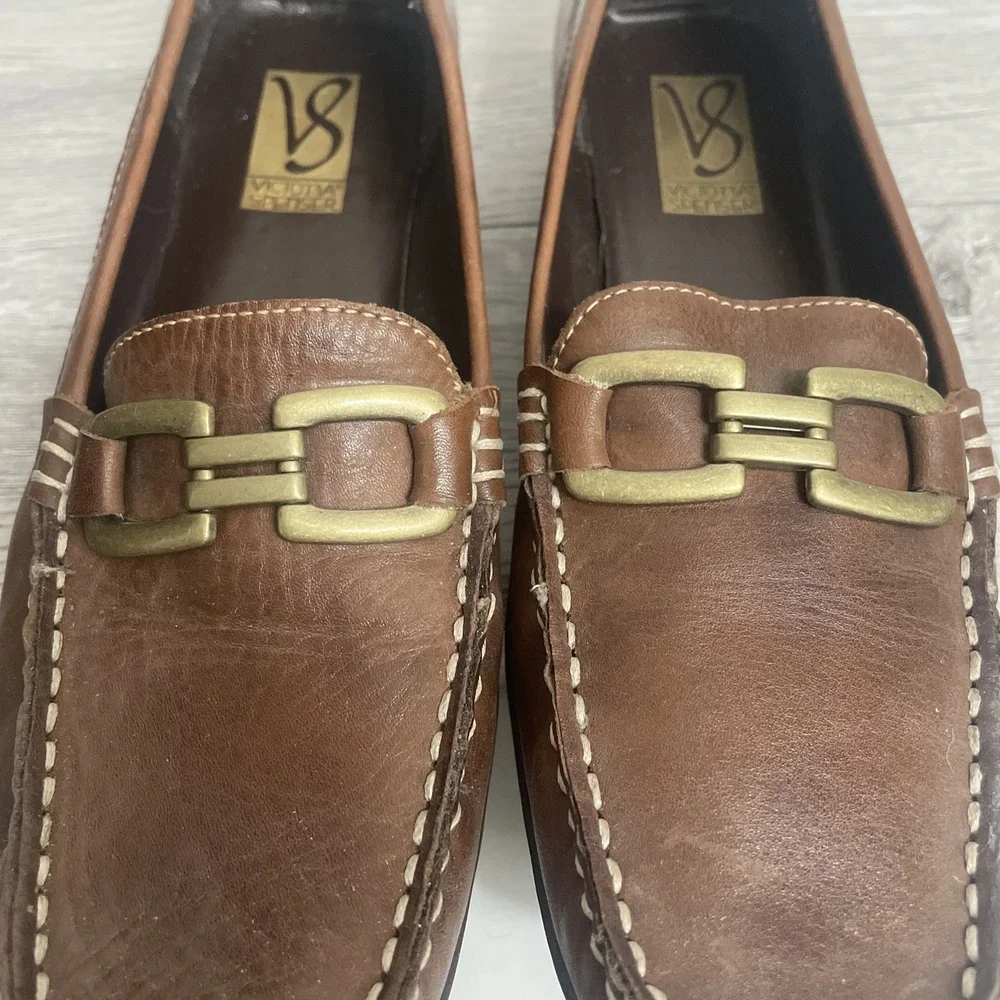 Victoria Spenser Pat 9 Women's leather‎ loafers With Brass Accent